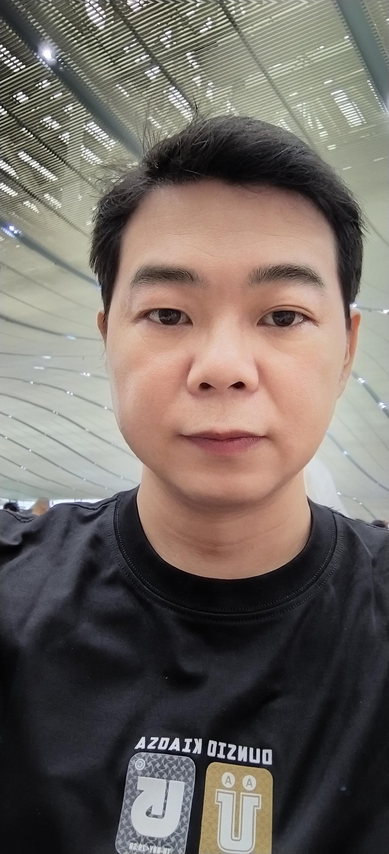 我从事新媒体运营工作，在深圳龙华打拼了十多年，今年六月底离职，7月起开始找工作，