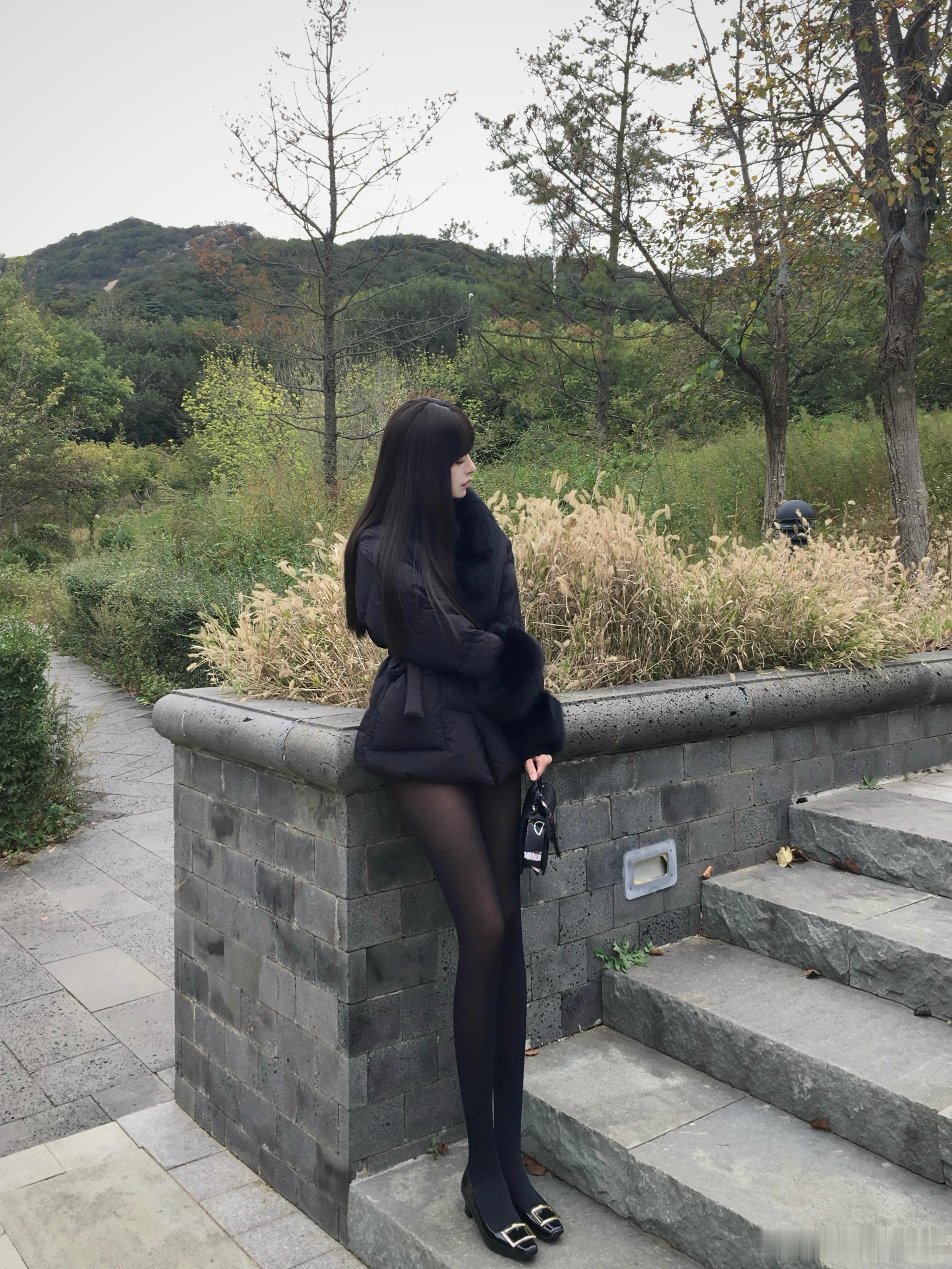 天空灰的像哭过​​​