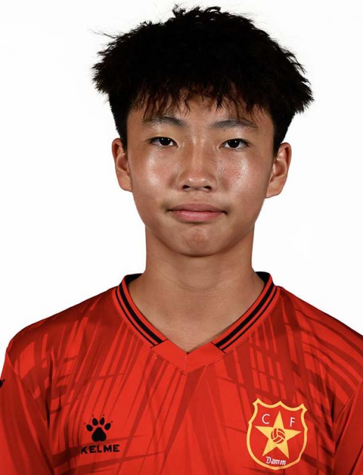 中国球员加入拉玛西亚！！！2012年出生的中国球员李昊炎将在下赛季加入拉玛西亚，