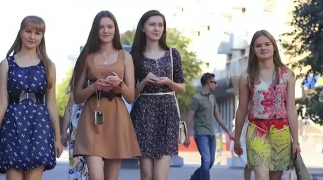 中俄免签引“抢媳妇”焦虑？俄官员急了，数据却打了脸中俄双向免签一落地，黑河、