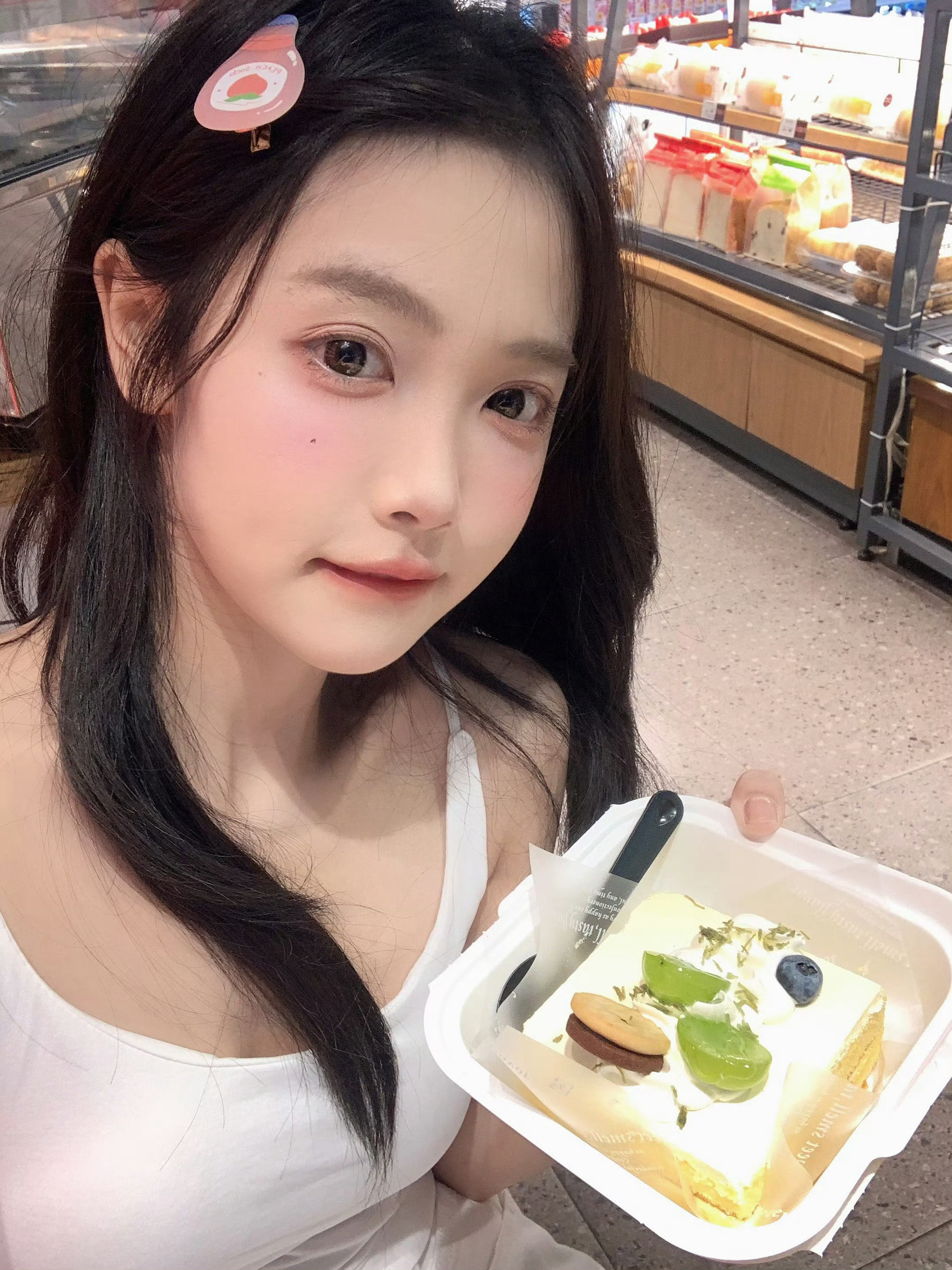 校花美女出生于2000年6月1日，双子座小姐姐😘😘​​​