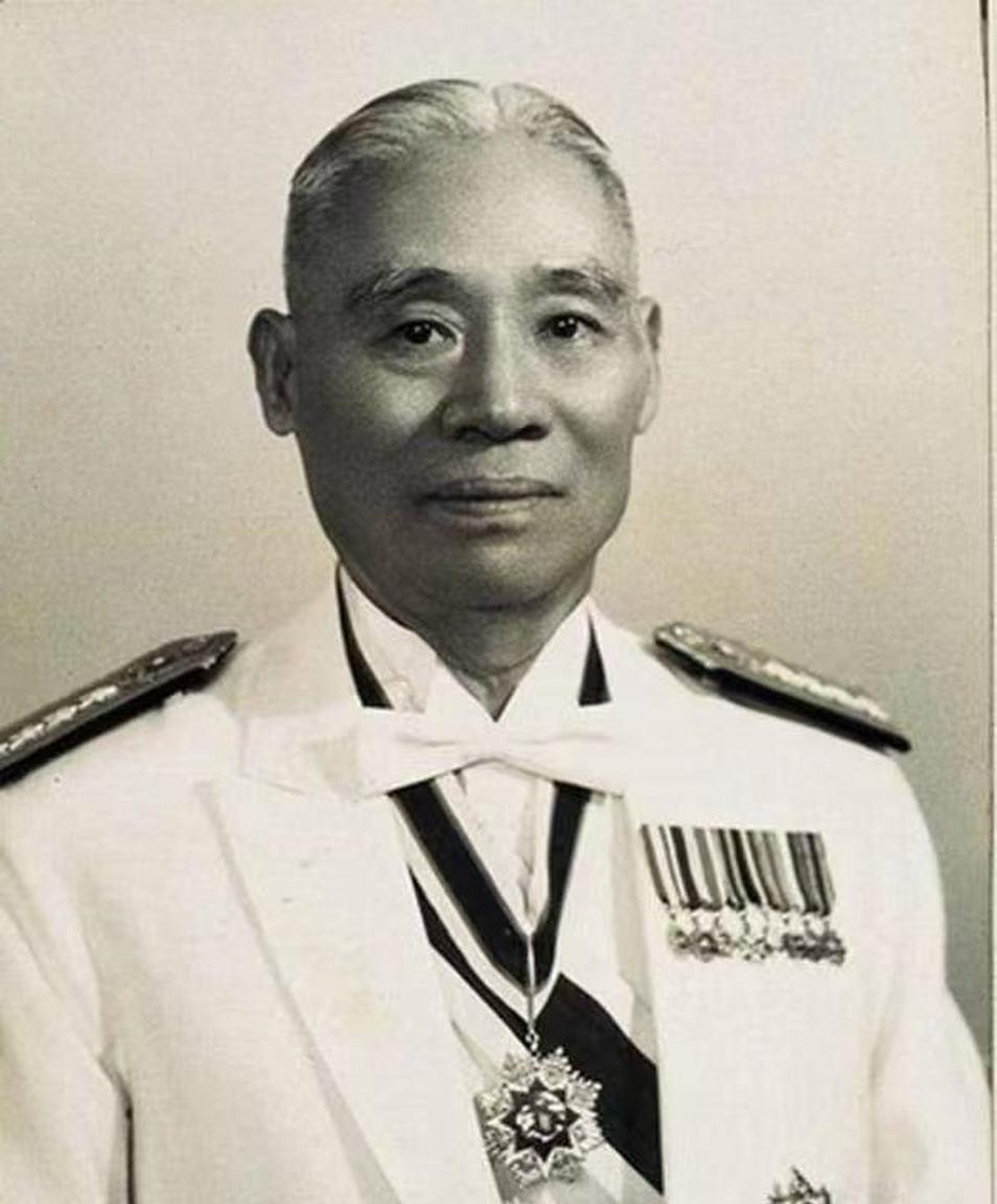 平庸的国军总司令顾祝同：从未在战场上驰骋，最大优点是长寿顾祝同，1893年1月