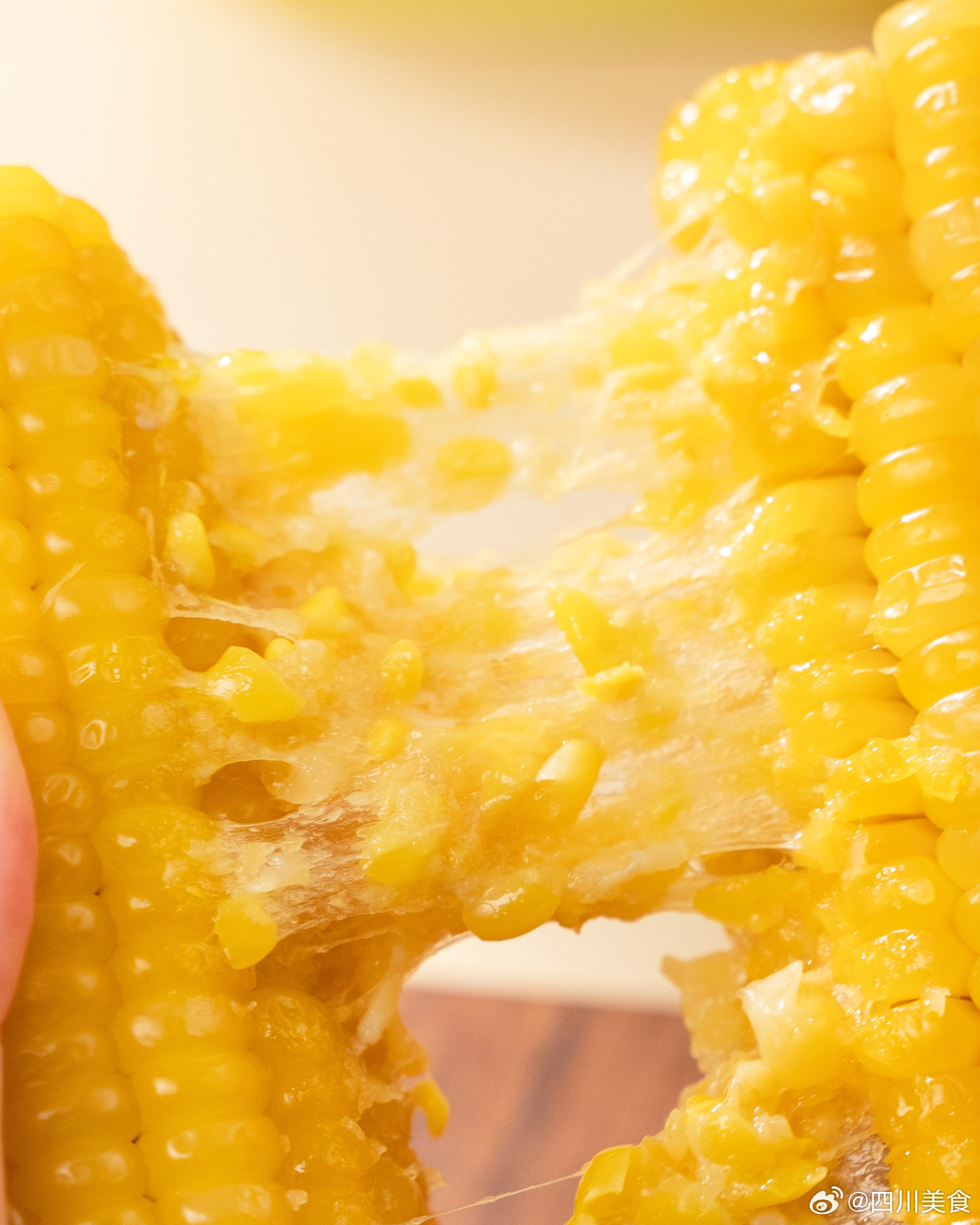 又甜又糯的内蒙古玉米，值得我反复回购！既有甜玉米的清甜，又有糯玉米的软糯，一口下