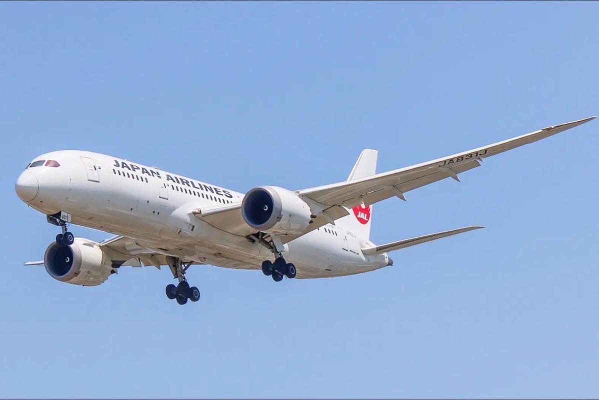 中国再次亮剑！今年7月开始，不会再让日本航空公司轻易白嫖过境中国领空！这话