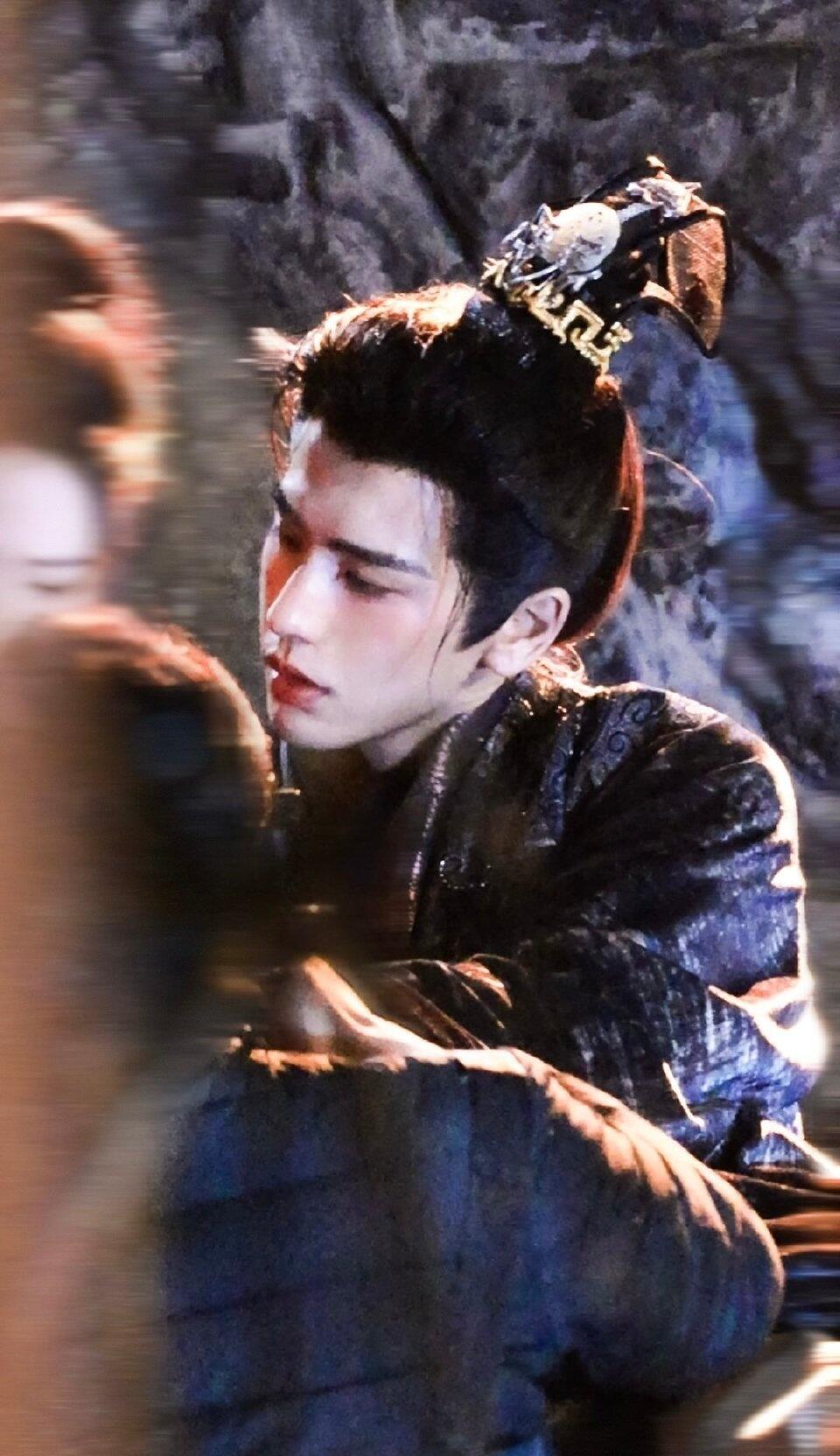 谁能拒绝张凌赫的少年将军谢征啊啊啊啊·逐玉我不知道你该拿什么输有这么帅的少年