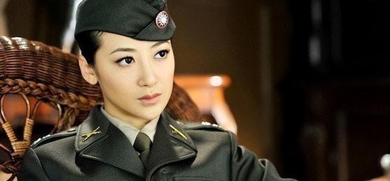 1980年，广州军区总医院护士长被捕，她蛮横地反抗道：“你们敢抓我？我爸是军区老