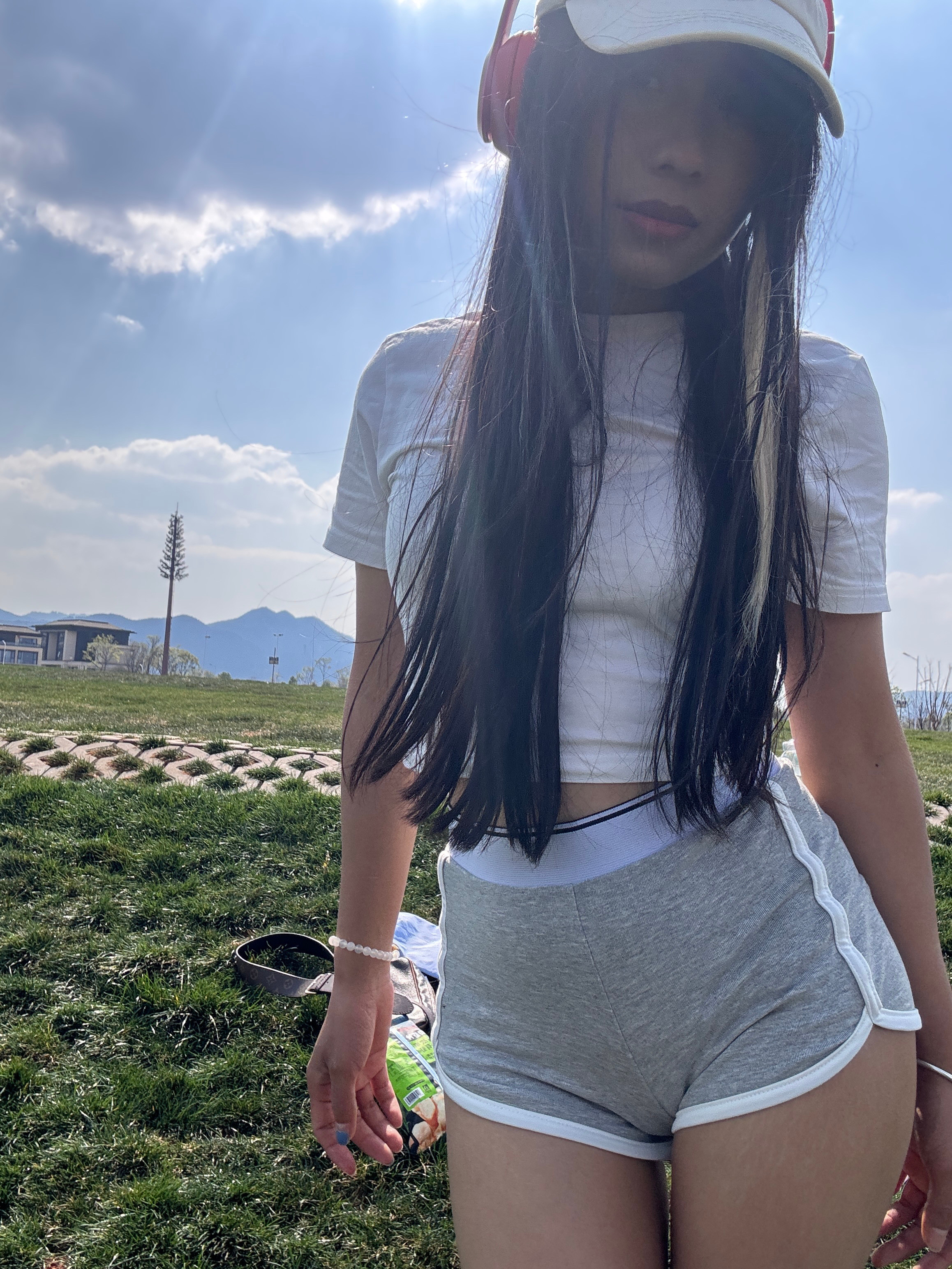 差点喜欢上一起打游戏的人在梦里然后起来给他删了