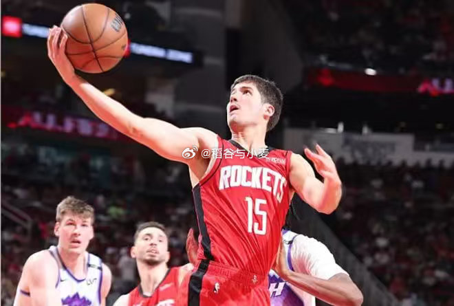 谢泼德打弱队，往往都没什么问题，基本上都能打出不错的表现。在面对强队时，谢泼德倒