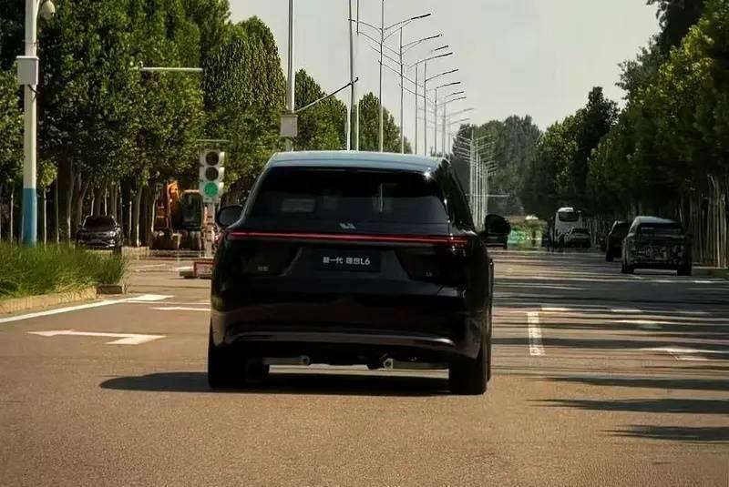 新车｜新款理想L6实车曝光工信部显示纯电续航234km，换成CLTC工况的话