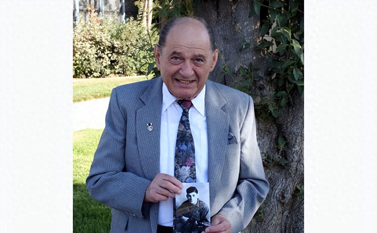 这可能是二战以来最魔幻的身份转换了。1950年11月2日，朝鲜云山战场上，志愿军