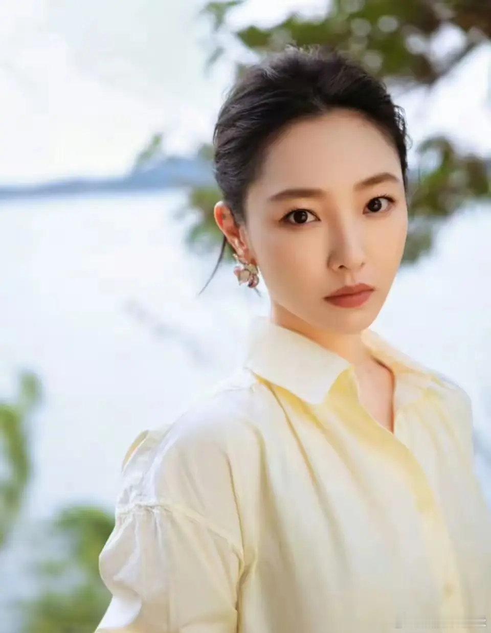 最近白百何和《她杀》剧组的瓜看得我一脸懵。先是工作室晒时间线想自证清白，结果反被