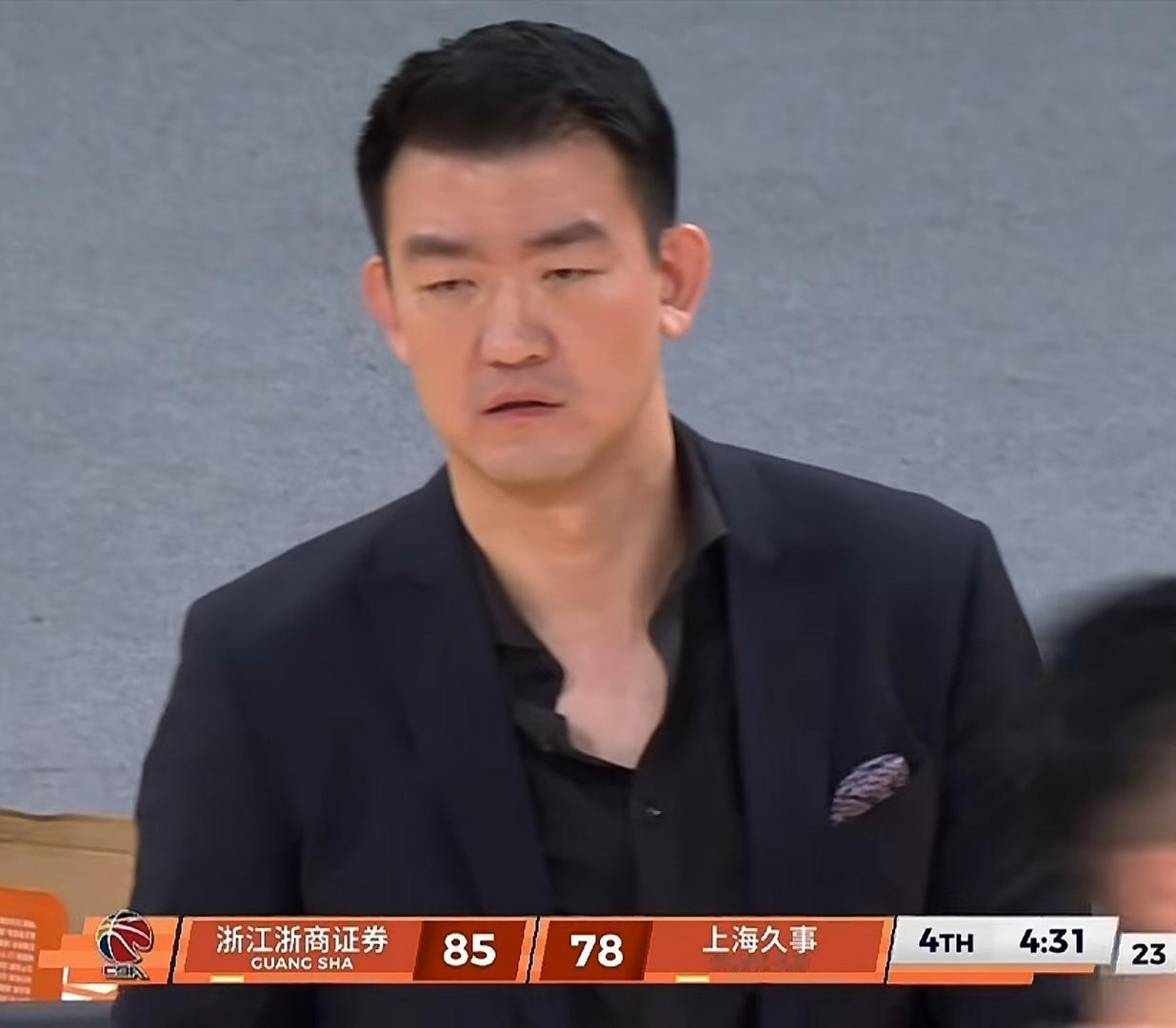 气势和心态决定结果。上海队总决赛先后失去怀特塞德和洛夫顿，他们没想着能否赢球，只
