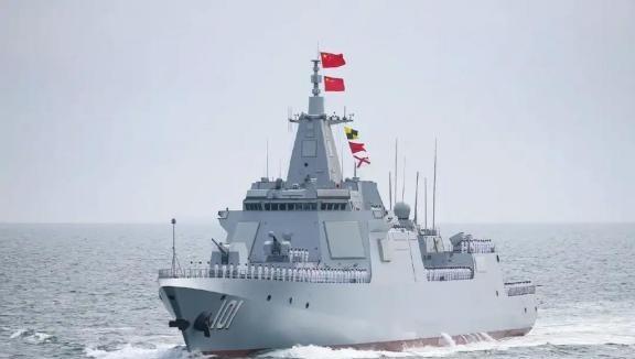 别说10艘055万吨大驱，就算把我们海军半数先进舰艇打包奉上，俄罗斯也绝