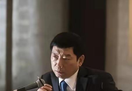 为什么外国不造新能源汽车？别被这话骗了！外国不是不造，是造得慢、造得难、造