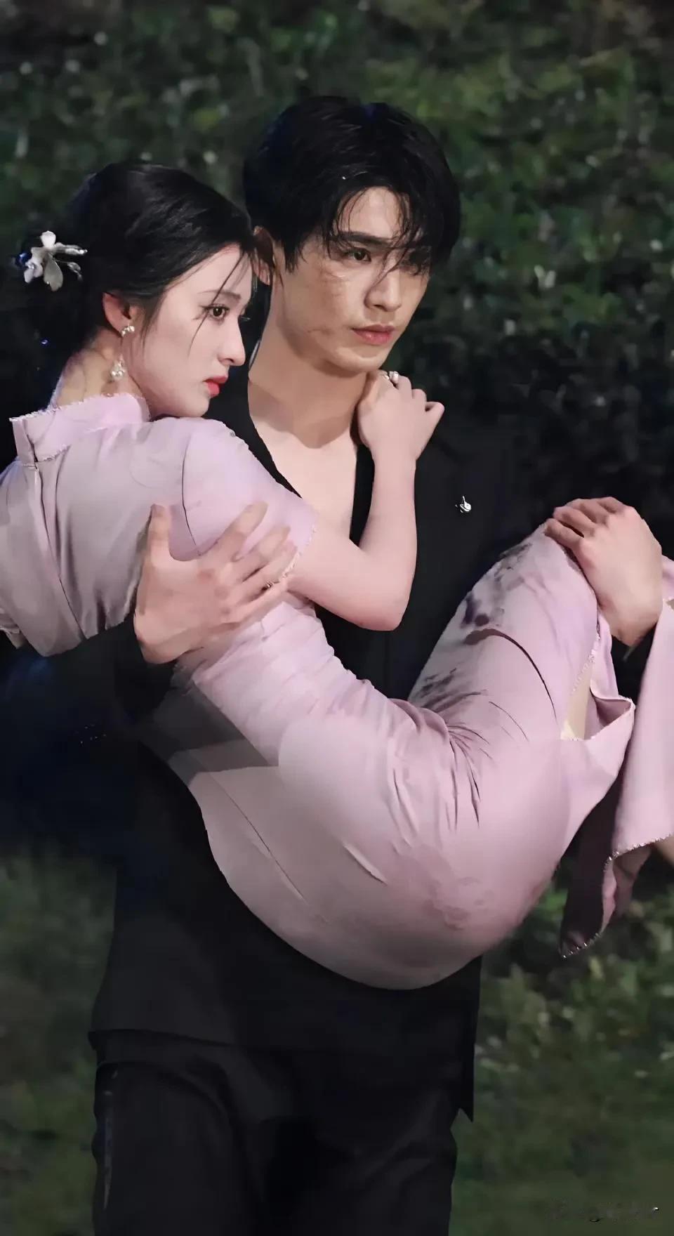 王楚然《这一秒过火》湿身路透太勾人，已然未播先火！王楚然演技