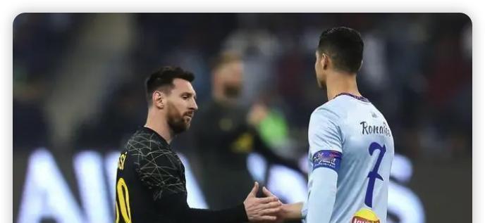 足球俱乐部现在不买球星，改买期货了。巴黎刚刚花了9500万欧元，签下一个18岁