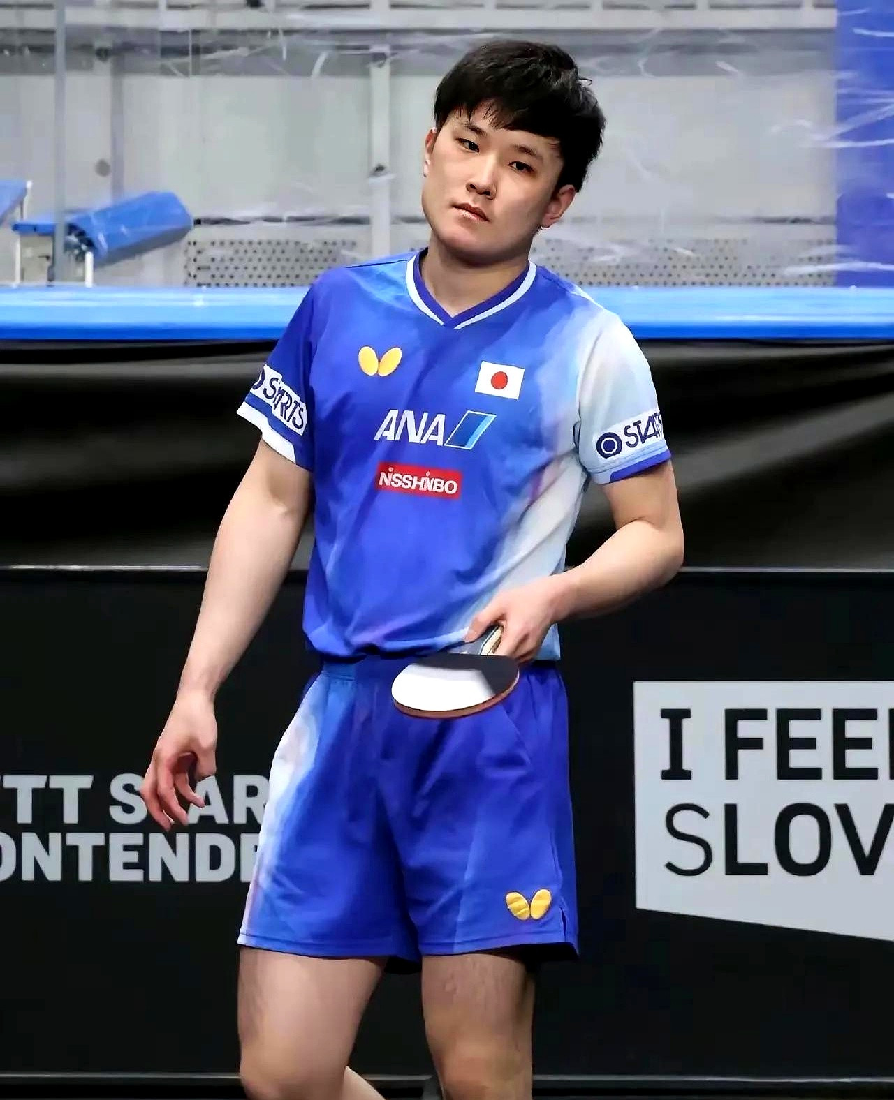 张本宇这会儿怕是心里头五味杂陈，儿子输给阿拉米扬那场球，真不是实力问题，张本智和