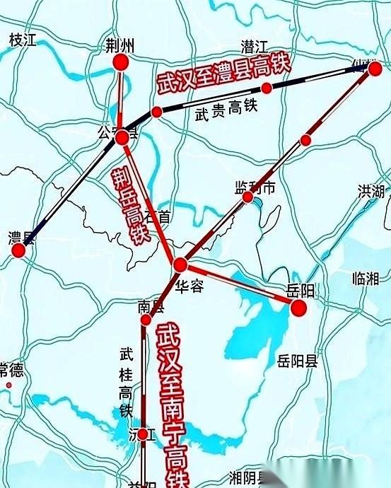 一张地图，摊在湖北江汉平原上，一条高铁线，直接划出两个阵营。一边是南线，洪湖、