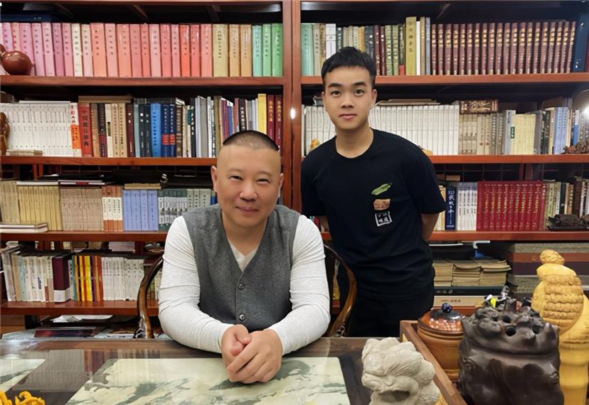 【尚筱菊罕见获得郭德纲夸赞，已然成为德云社潜力股，你怎么看？】近日，德云社相声