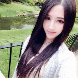 笑话：昨天跟朋友喝了点，朋友喝高了，掏出手机给个女同学发信息：