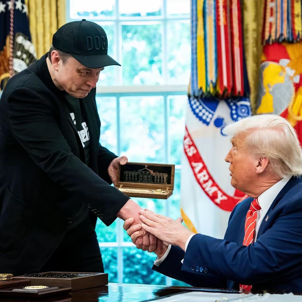 美国科技巨头马斯克今天（1月2日）发文说：“如果激进左派获胜，美国就完蛋了。他们