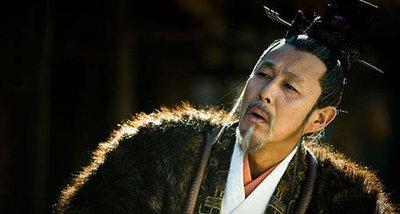 刘邦确实有一套，难怪那么多人愿意跟着刘邦！ 在楚汉时期，萧何家中办丧事，请来