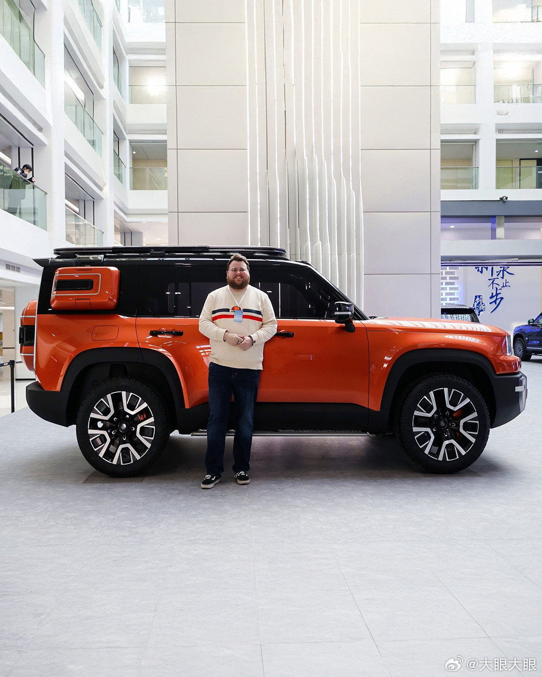 外媒直接把吉利银河战舰发出来了，甚至标题直接是AChineseDefende