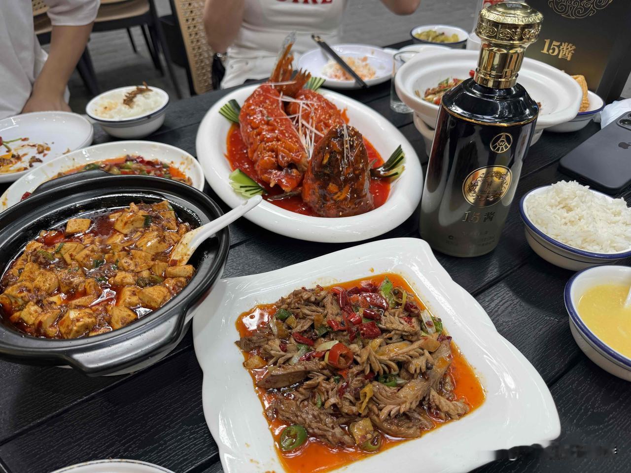 回西安第一件事带团队喝酒，必须二场