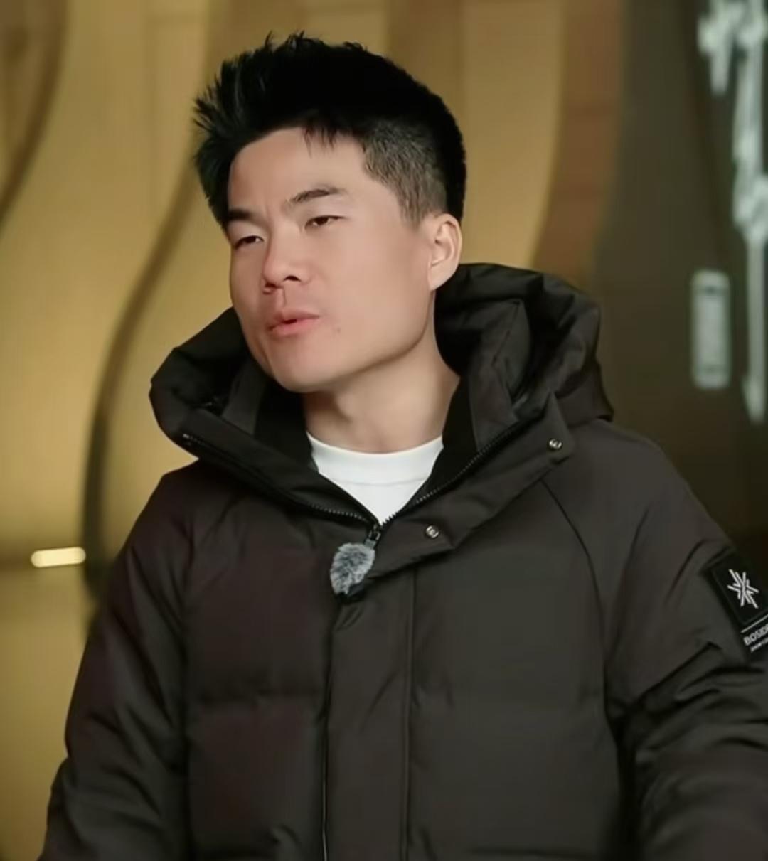关于优思益假货，董宇辉道歉了，随之而来的是，粉丝对他的信任也大打折扣，有人说他是