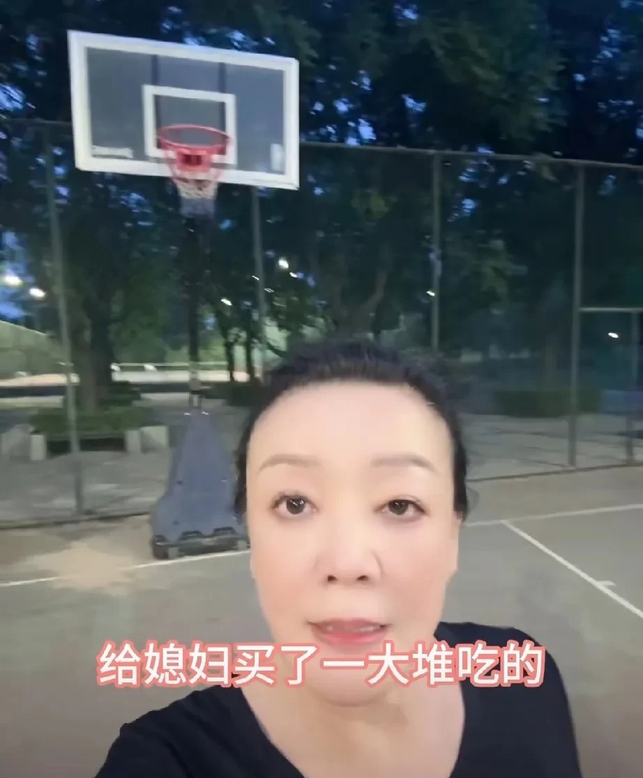 张兰最新视频晒了和马筱梅的聊天记录，看马筱梅多会说话!“谢谢妈，太开心了！”