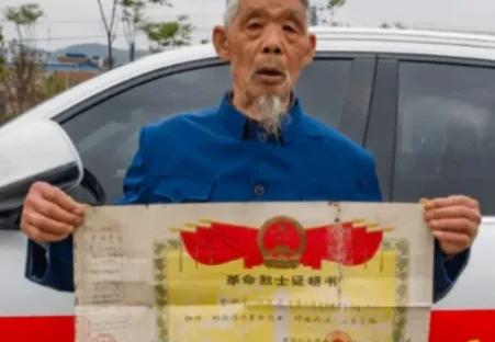 1979年，四川阆中农民蒲运海，迎来了人生最悲痛的消息——他参军报国的小儿