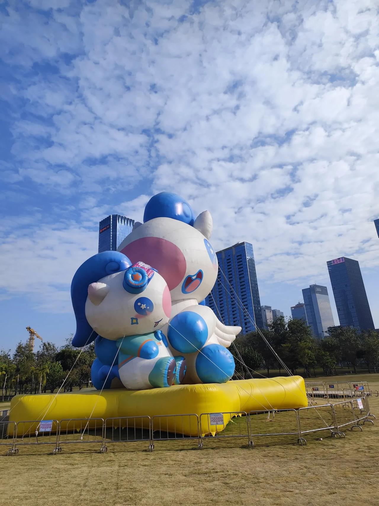 老邻居的女儿昨天和爸妈吵架，说他们偏心孙子，对外孙差点。邻居说，我对你和对你哥