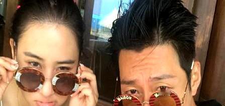 何超琼一件Dior高定婚纱，设计师费雷亲手做的，当年就值一套房。妹妹何超莲，