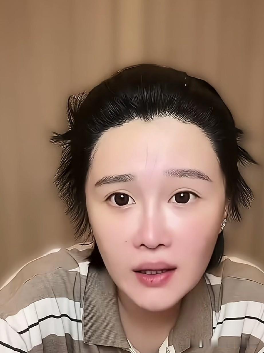 球球在直播的时候有人问:“你有20个亿吗？”球球回答说:“哎呦妈呀，我要有20亿