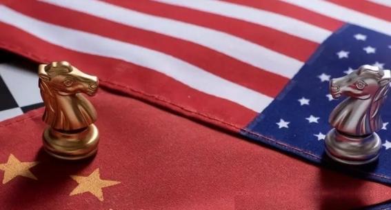 中美两国突然都悟到了：美国发现，只要甩开中国，它就能满世界薅羊毛，安心收它的“保