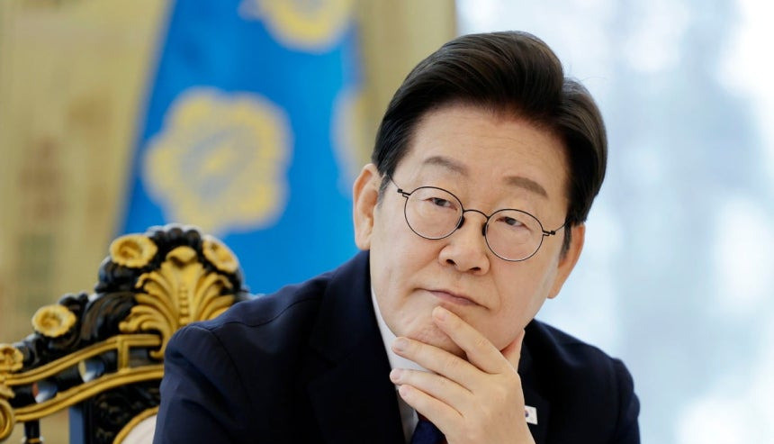 李在明记者会自我吹捧被狠批李在明开记者会，结果被国民力量