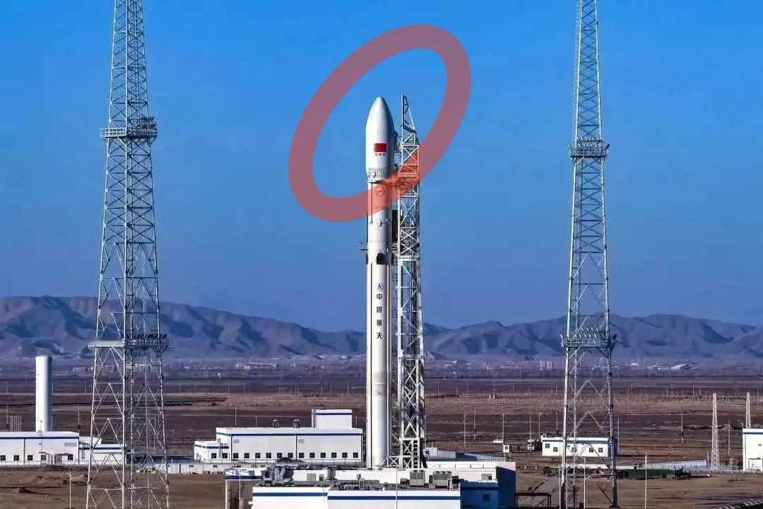 昨天长征12号系列火箭又出新型号了，B型在酒泉进行了静态点火测试，近期会组织发射