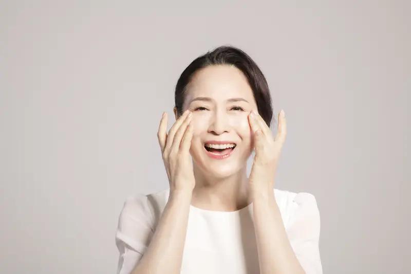 研究发现人会在34岁断崖式衰老34岁断崖式衰老这说法，有点吓人但也有依据。斯坦