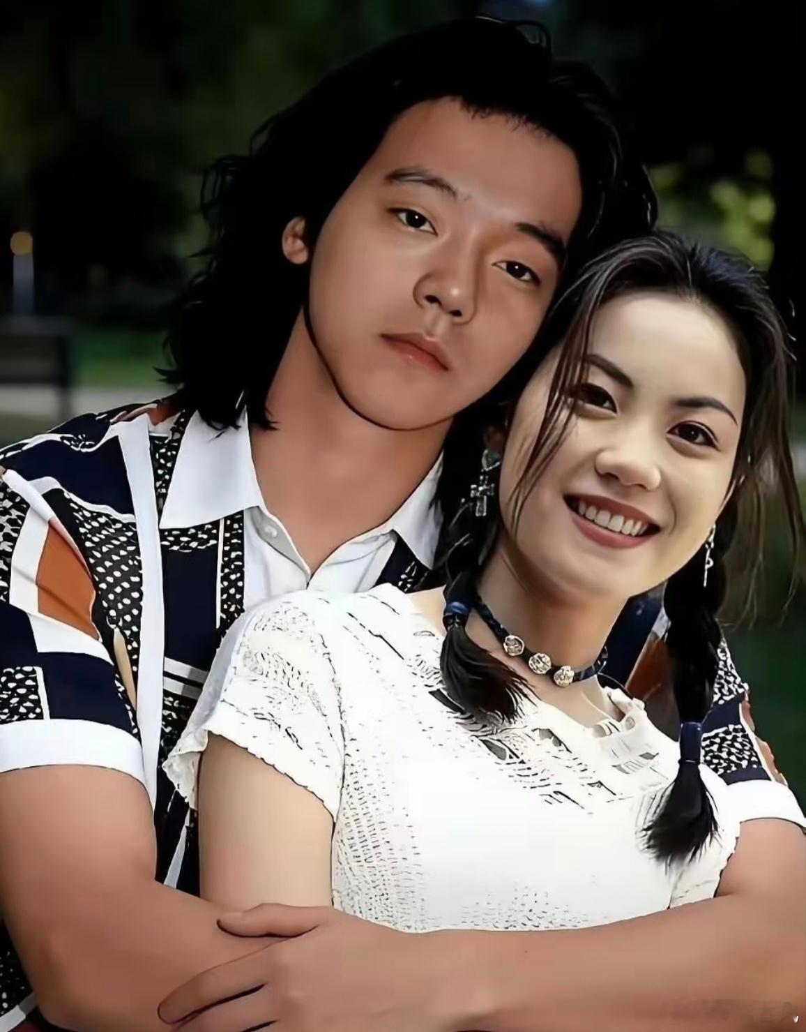 王菲：年轻时和窦唯的神仙爱情始于才华！