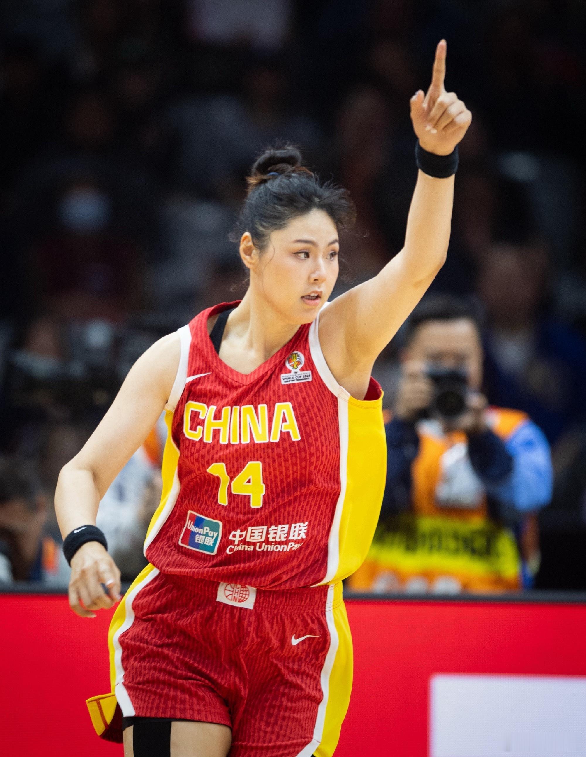 李月汝护照遗失缺席世界杯不是吧，都什么年代了还能出这种事？大使馆不能紧急处理吗？