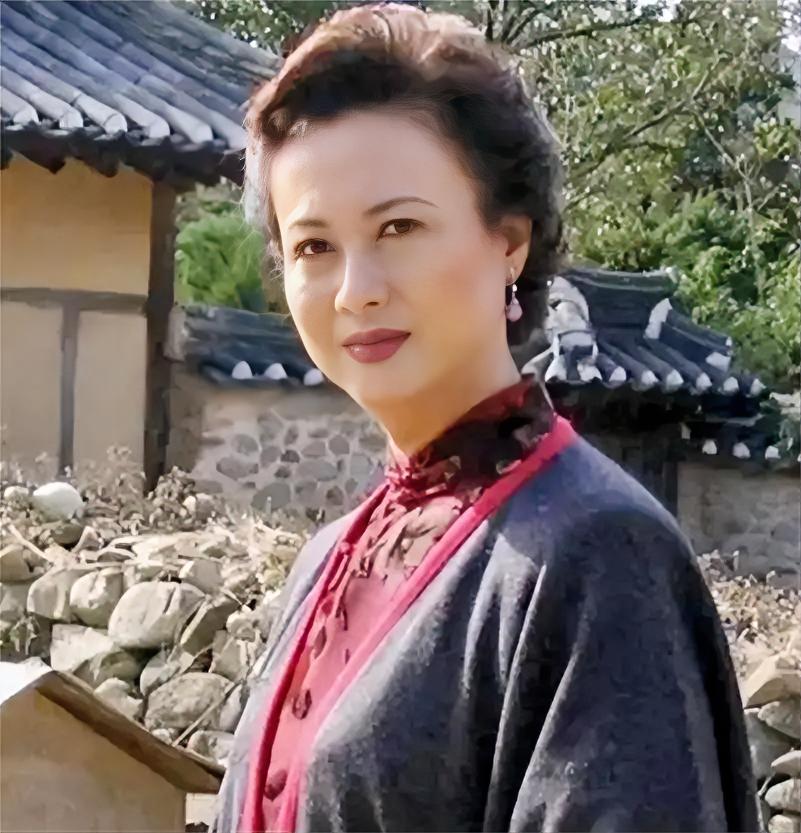 逝后捐献身体器官的十位娱乐明星1、郑佩佩—香港女艺人，78岁时因罹患“CBD