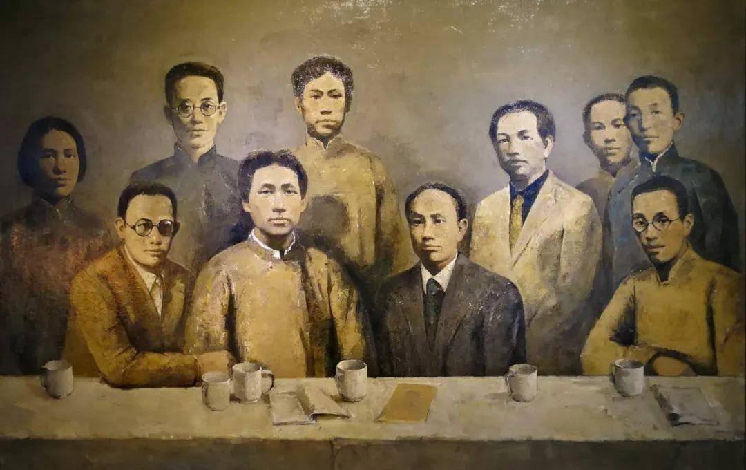 近代中国，山河破碎，一盘散沙，自晚清以来，列强环伺，军阀割据，外有强敌压境，内有