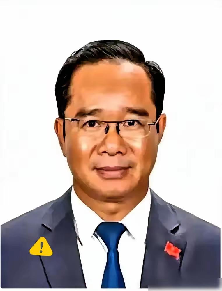 一个越南教授，当着全世界的面，扔下一句话。他说：“虽然我个人对中国有意见，但不得