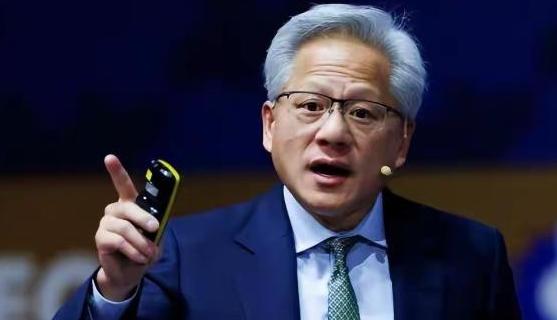 是绝望？是失望？英伟达总裁黄仁勋居然曾对着英国媒体说：中国将会毫无悬念赢得Ai