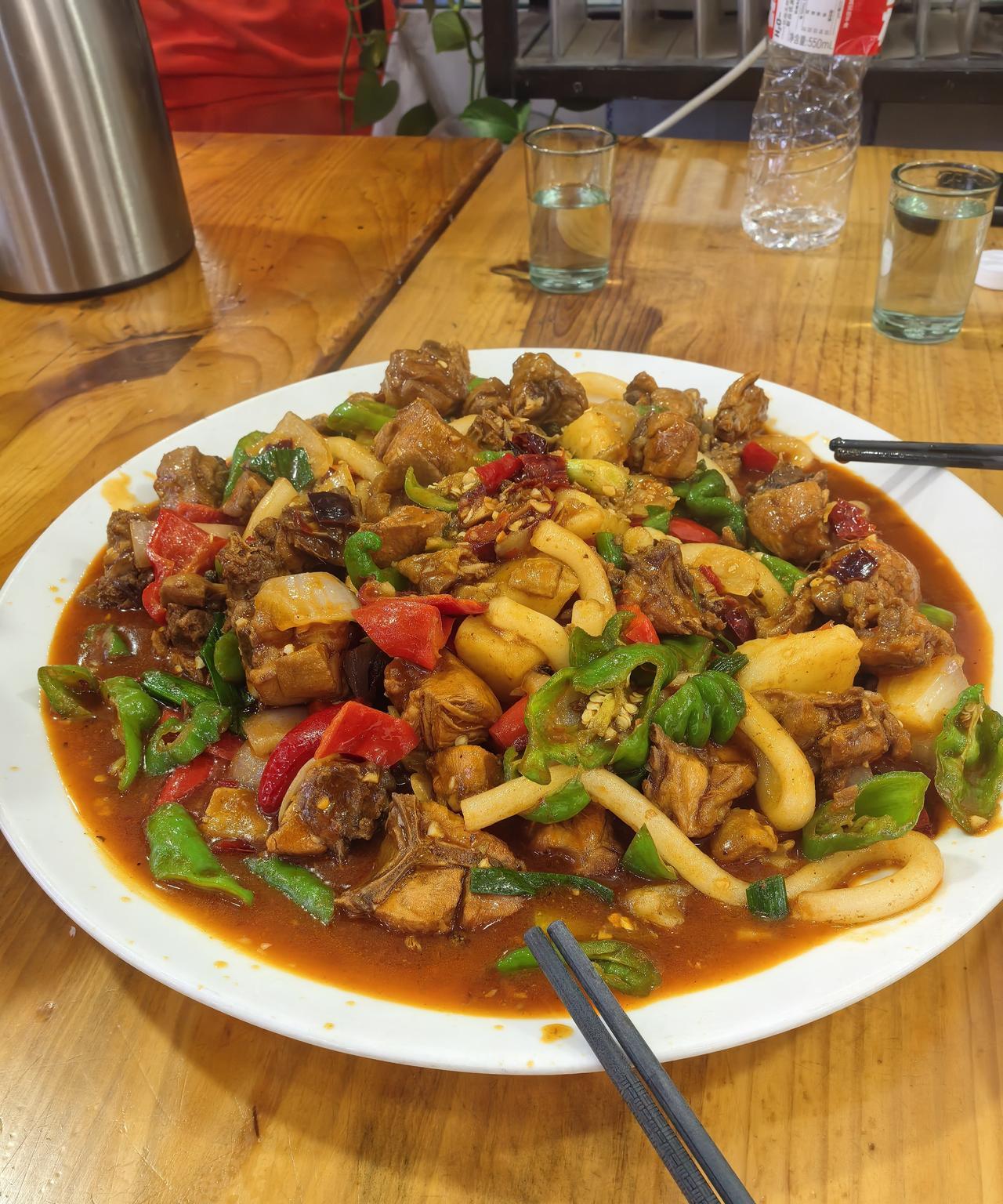 我老公土豆不吃，肉不吃，茄子不吃，蘑菇不吃，香菜不吃，海鲜不吃，红薯