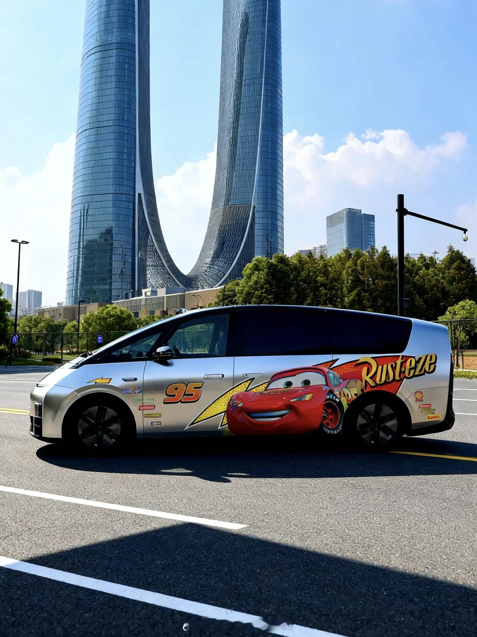 理想MEGA好看的涂装!