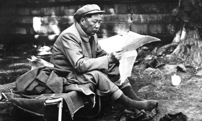 1951年，赵策成写信给毛主席，希望毛主席给他安排工作，毛主席看完信后，竟破例同