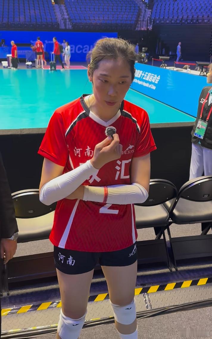 朱婷第十五届全运会朱婷：感谢主教练我要给队友们稳稳的安全感朱婷说：“有点惊喜。