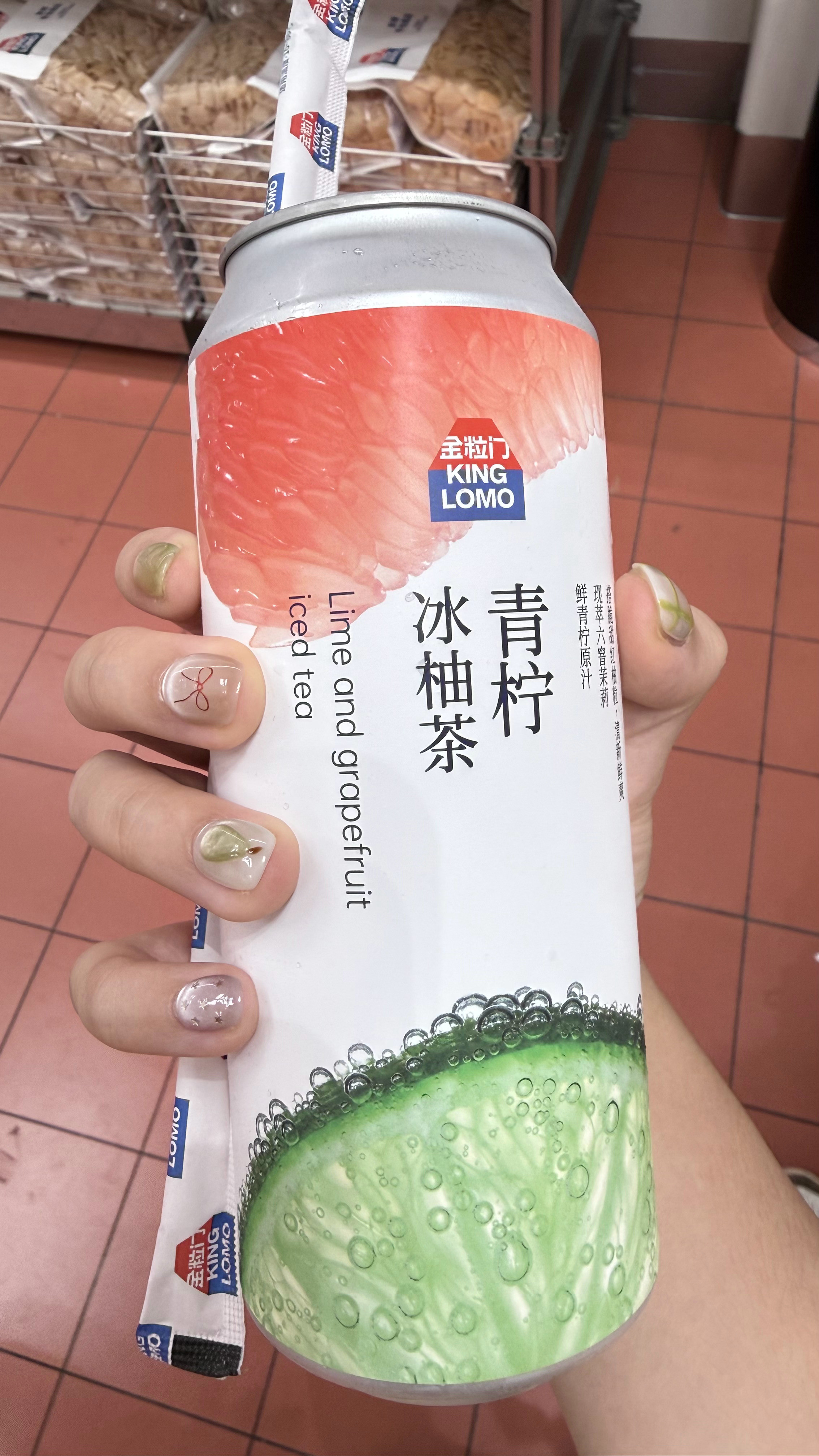 剪了个新发型嘻嘻