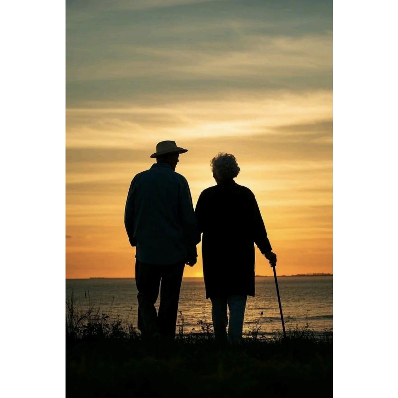 55岁的张姐说实话：50岁以后的男人，真正靠谱的“用处”就这几样！常听人说老夫老